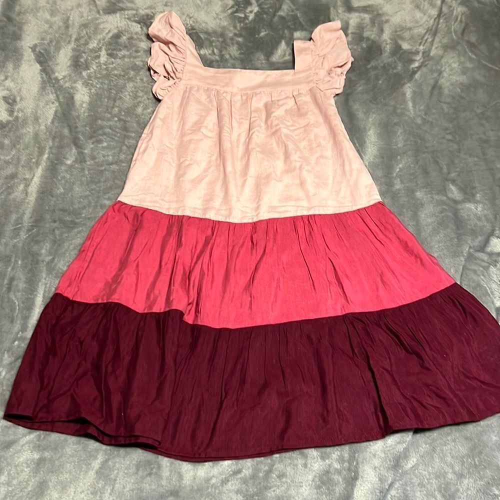 Madden Girl Dress. Large. Shades of pink. Linen blend